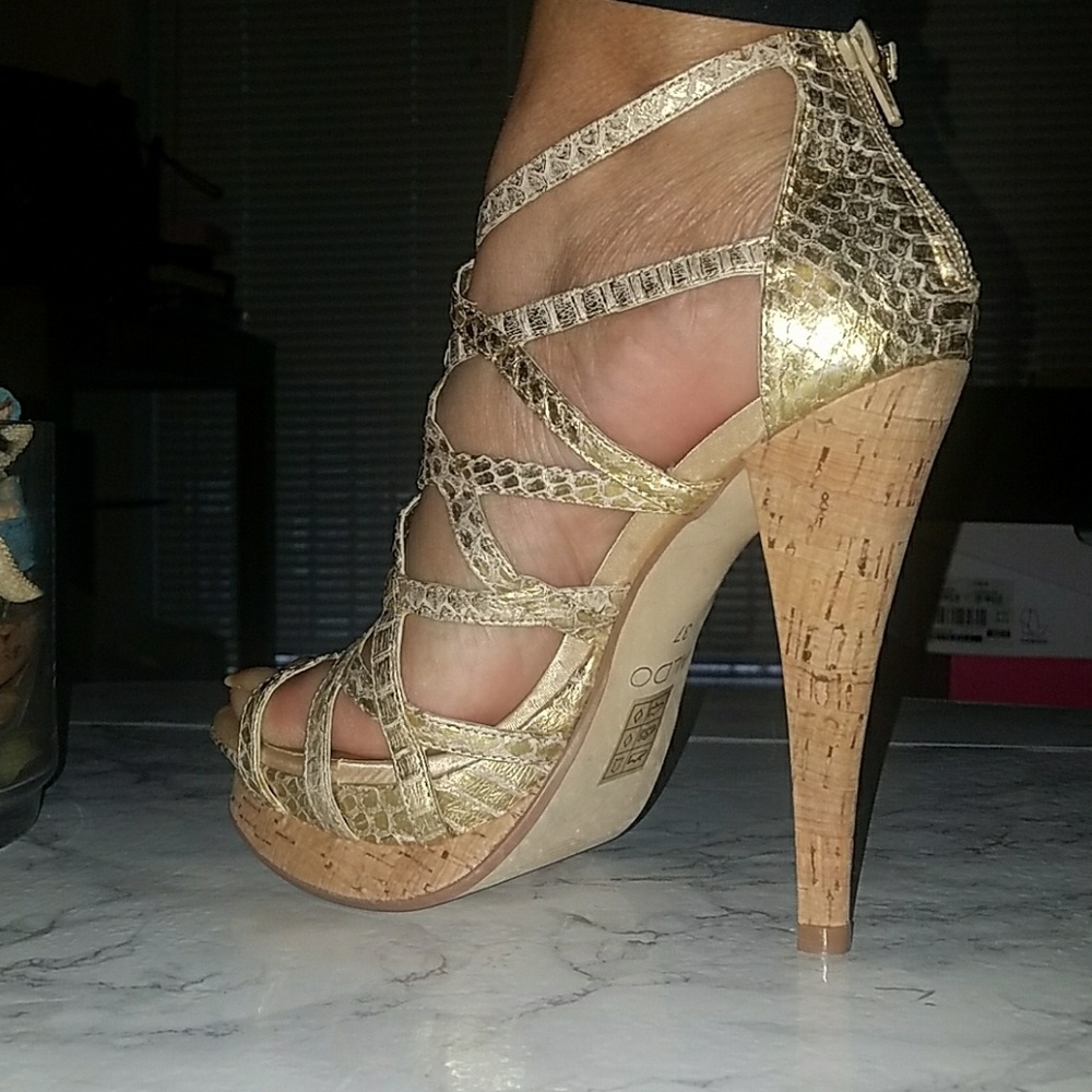 Gold Python Platforms - image 1